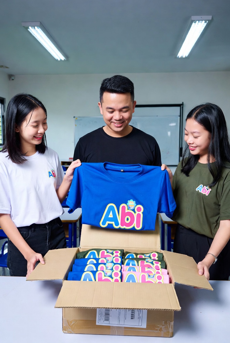 Abi-Shirts drucken — individuelle Abschluss-Shirts mit eurem Motto