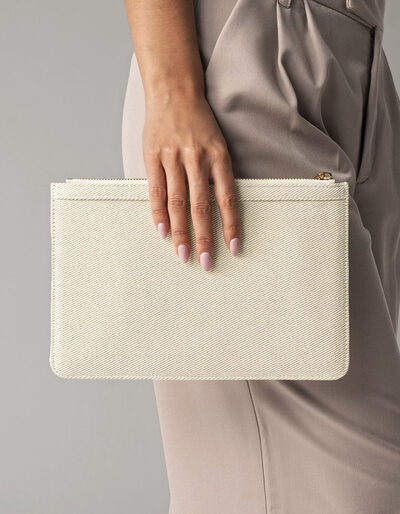 Puerto Pouch